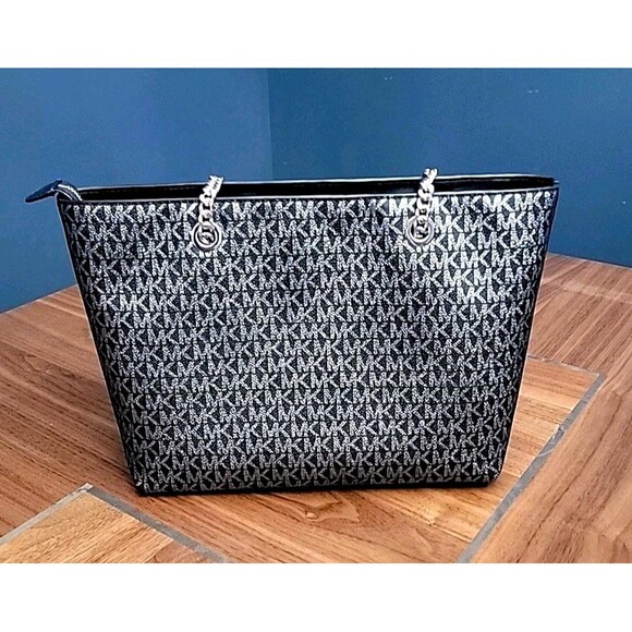 Authentic Michael Kors Jet Set Item Black/Silver Medium Front Zip Chain Tote :) - Picture 14 of 16
